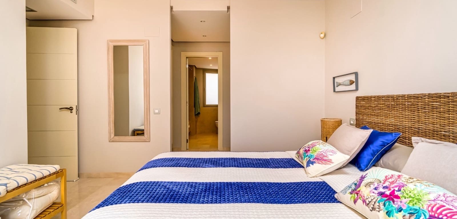 Apartamento de 3 habitaciones en Las Colinas Golf en venta con piscina garaje - 345.000 € (Ref: 9231841)