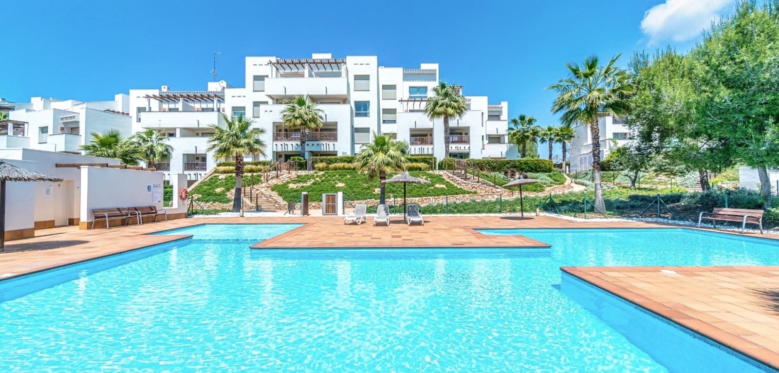 Apartamento de 3 habitaciones en Las Colinas Golf en venta con piscina garaje - 345.000 € (Ref: 9231841)