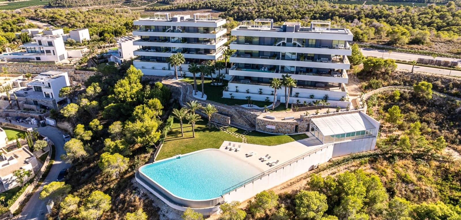 3 soveværelse Lejlighed til salg i Las Colinas Golf med swimmingpool - € 945.000 (Ref: 9231842)