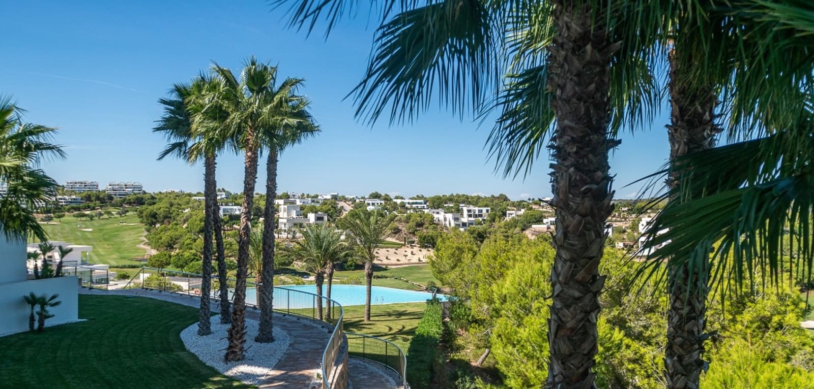3 soveværelse Lejlighed til salg i Las Colinas Golf med swimmingpool - € 945.000 (Ref: 9231842)