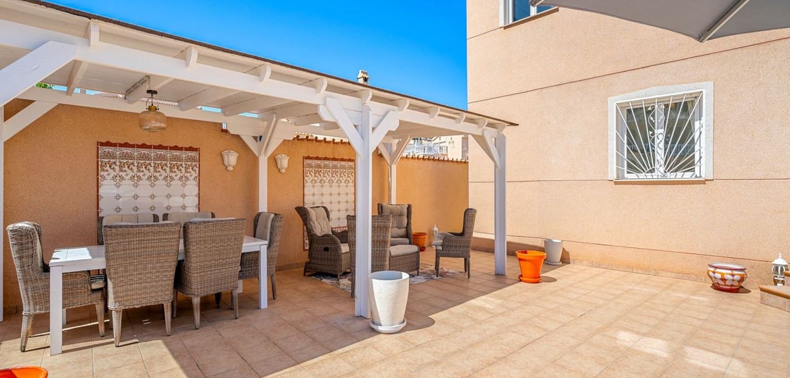 3 bedroom Villa for sale in Rojales with pool - € 449,000 (Ref: 9231844)