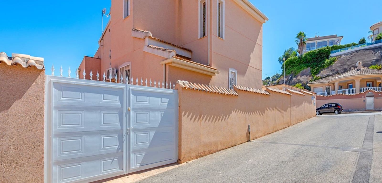 3 bedroom Villa for sale in Rojales with pool - € 449,000 (Ref: 9231844)