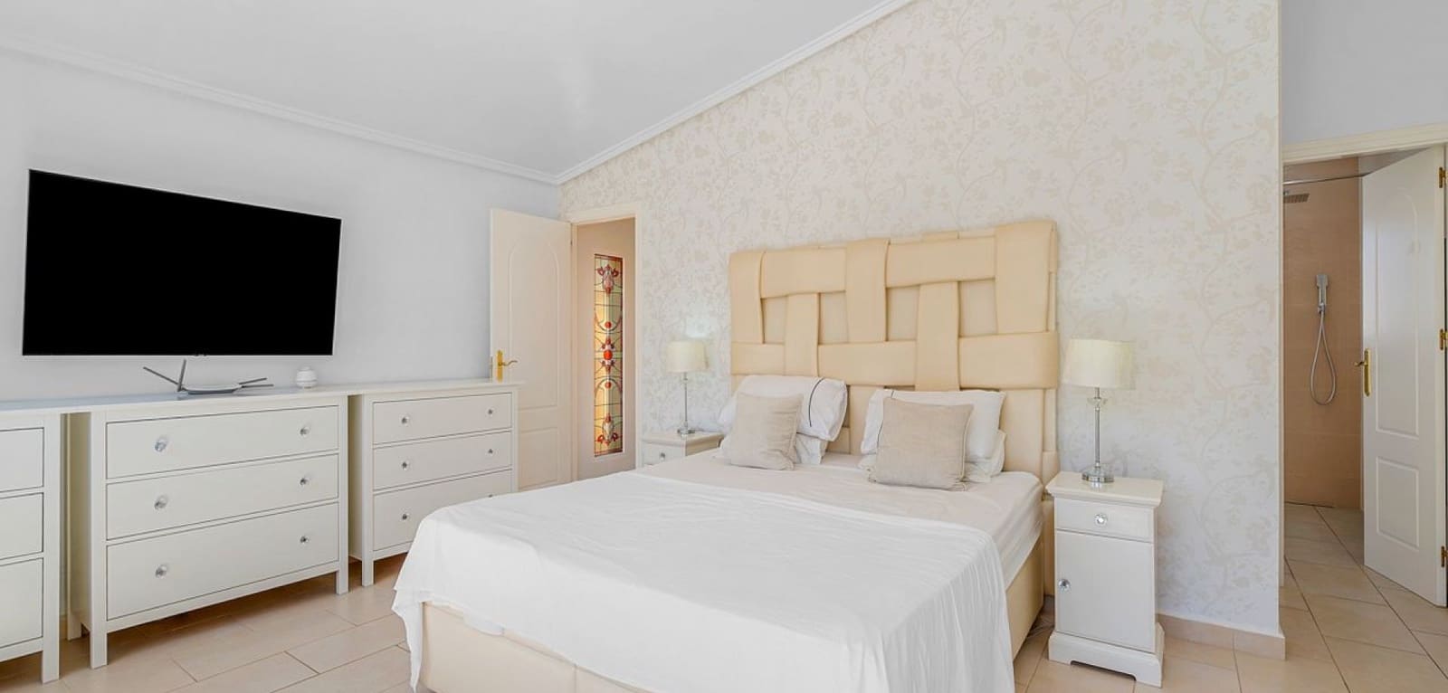 3 bedroom Villa for sale in Rojales with pool - € 449,000 (Ref: 9231844)