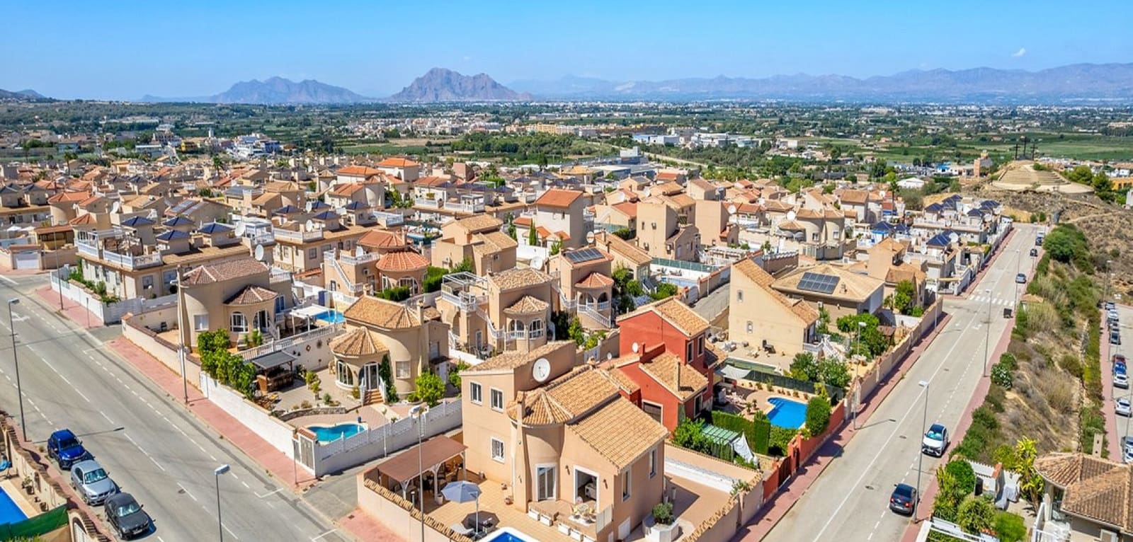 3 bedroom Villa for sale in Rojales with pool - € 449,000 (Ref: 9231844)