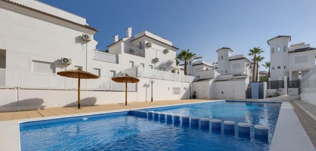3 soveværelse Villa til salg i La Marina, Elche / Elx med swimmingpool - € 275.000 (Ref: 9248973)