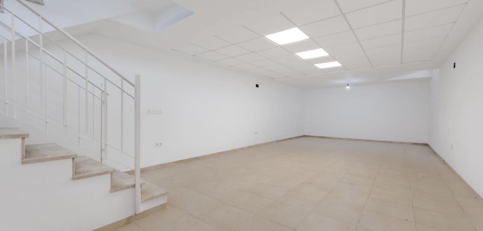 2 Zimmer Villa zu verkaufen in La Marina mit Pool - 280.000 € (Ref: 9248974)