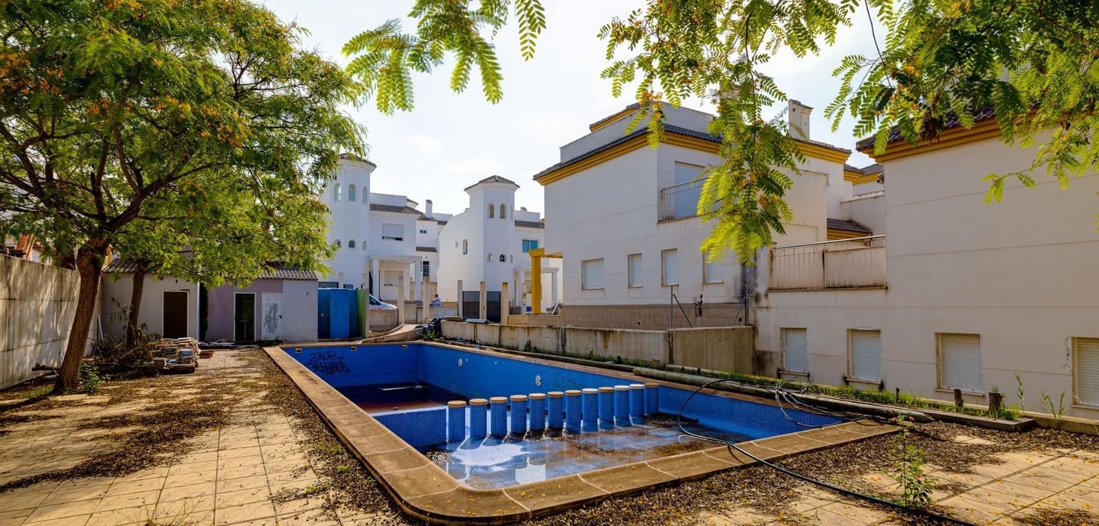 2 Zimmer Villa zu verkaufen in La Marina mit Pool - 280.000 € (Ref: 9248974)