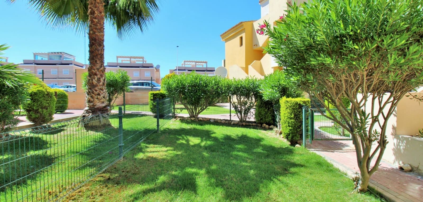 2 bedroom Apartment for sale in Orihuela Costa with pool - € 194,950 (Ref: 9248976)