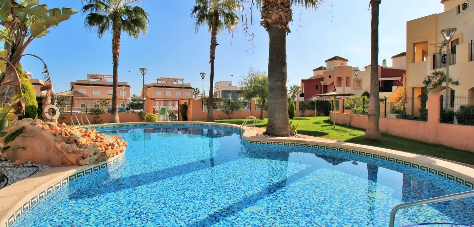 2 bedroom Apartment for sale in Orihuela Costa with pool - € 194,950 (Ref: 9248976)