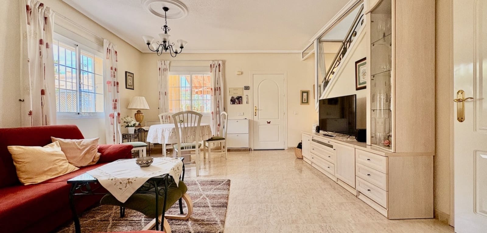 3 soverom Hus til salgs i Ciudad Quesada med svømmebasseng - € 249 000 (Ref: 9248985)