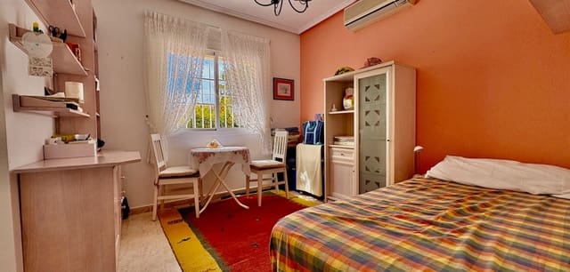 3 soverom Hus til salgs i Ciudad Quesada, Rojales med svømmebasseng - € 249 000 (Ref: 9248985)