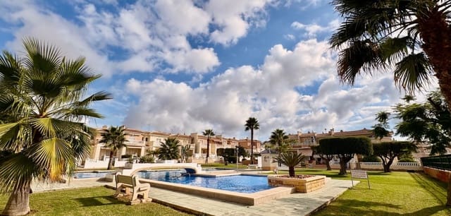 3 soverom Hus til salgs i Ciudad Quesada, Rojales med svømmebasseng - € 249 000 (Ref: 9248985)