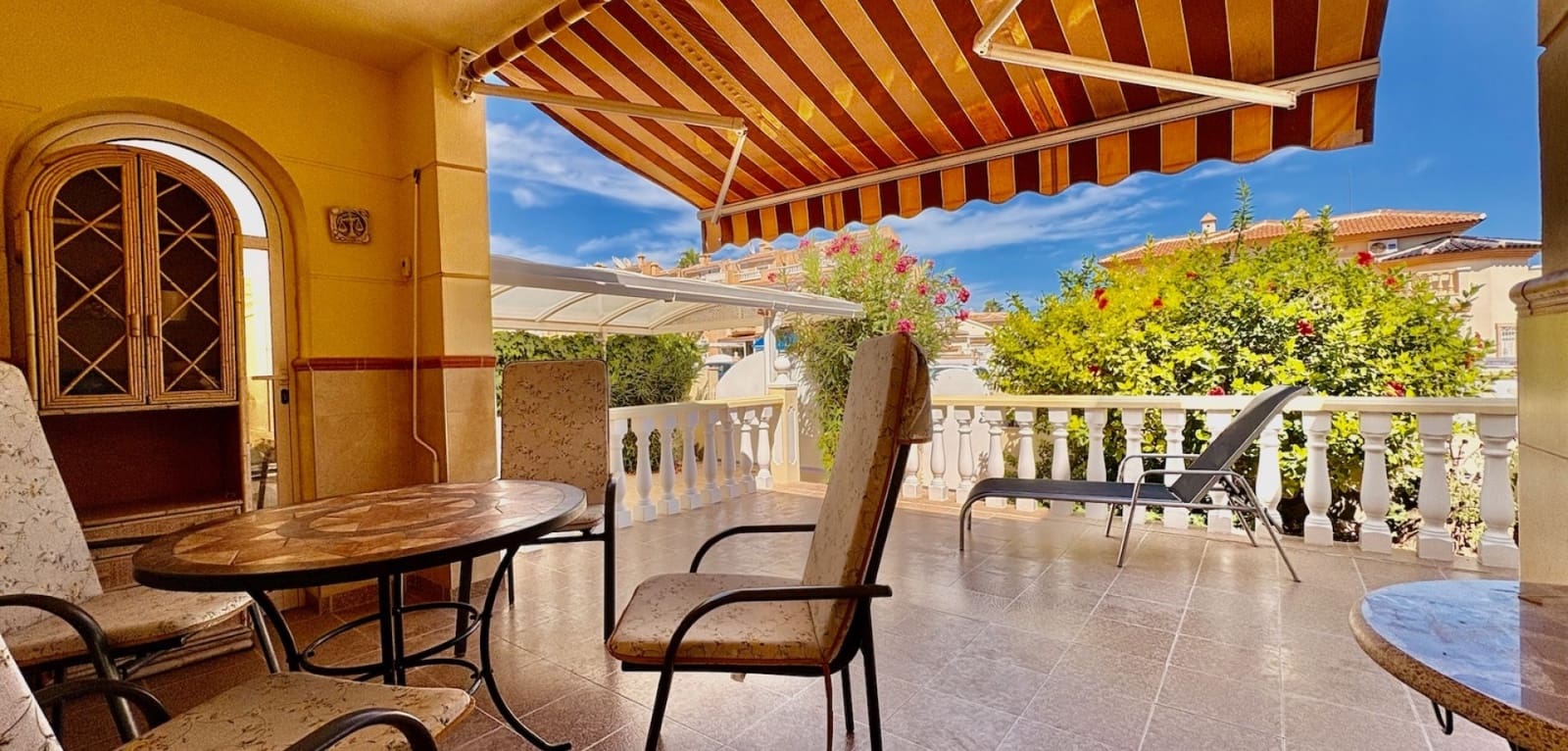 3 soverom Hus til salgs i Ciudad Quesada med svømmebasseng - € 249 000 (Ref: 9248985)