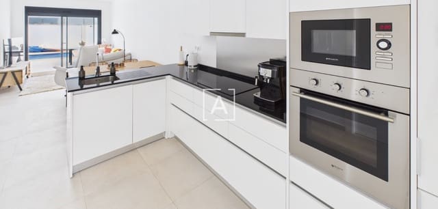 2 quarto Casa em Banda para venda em Pilar de la Horadada com piscina - 299 995 € (Ref: 9248986)