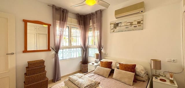 3 quarto Moradia para venda em Villamartin, Orihuela com piscina - 424 995 € (Ref: 9248987)