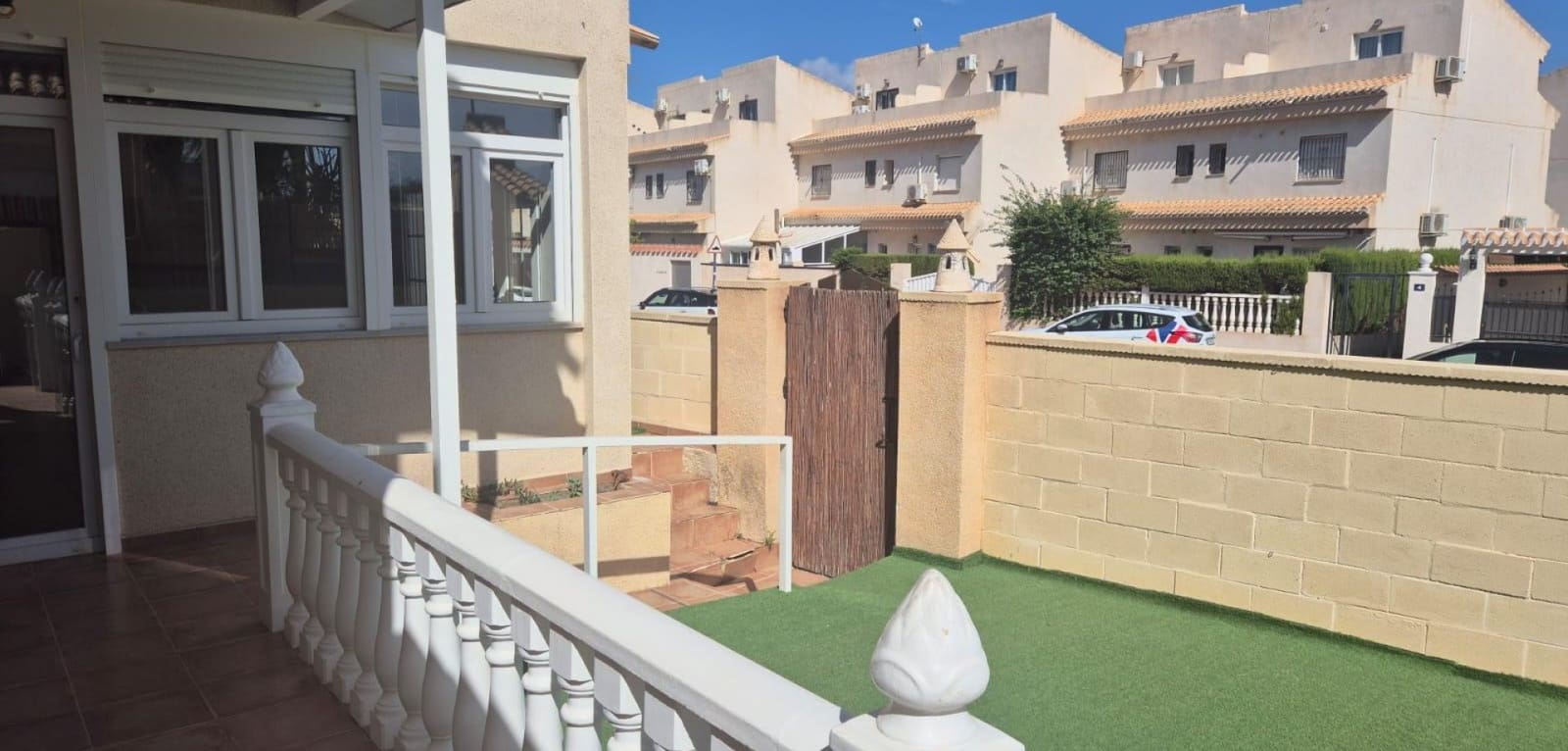 3 soveværelse Byhus til salg i La Zenia med swimmingpool - € 239.000 (Ref: 9248996)