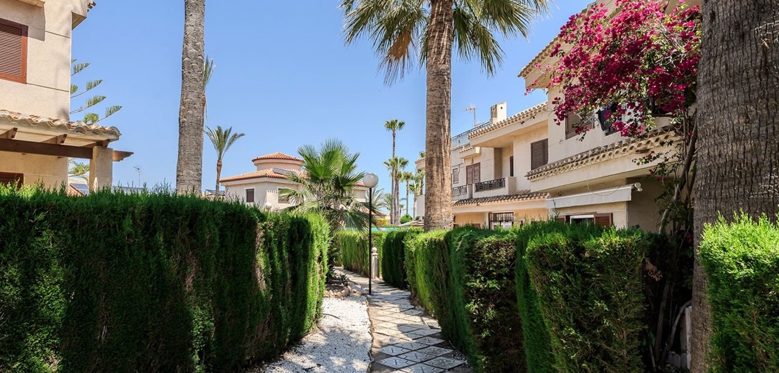 2 soverom Hus til salgs i Playa Flamenca med svømmebasseng - € 199 000 (Ref: 9255550)