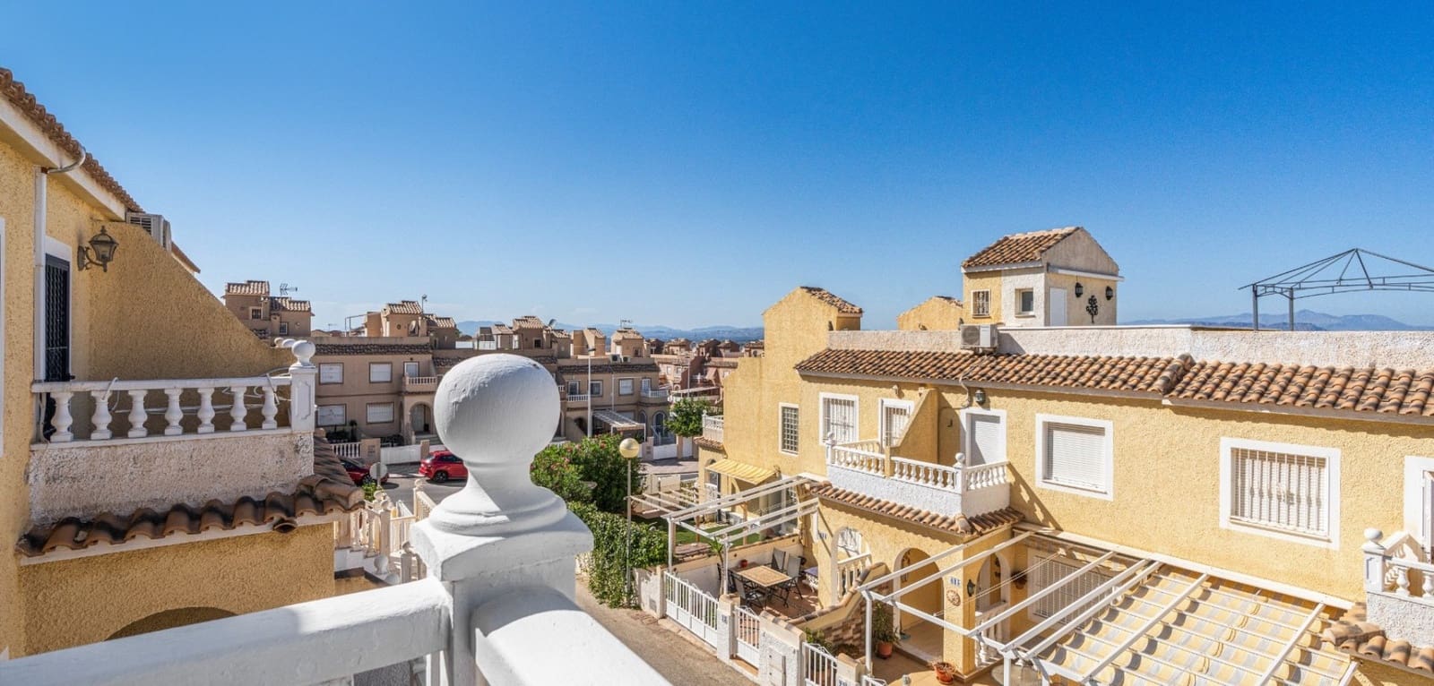 2 quarto Casa em Banda para venda em Gran Alacant com piscina - 217 000 € (Ref: 9255556)