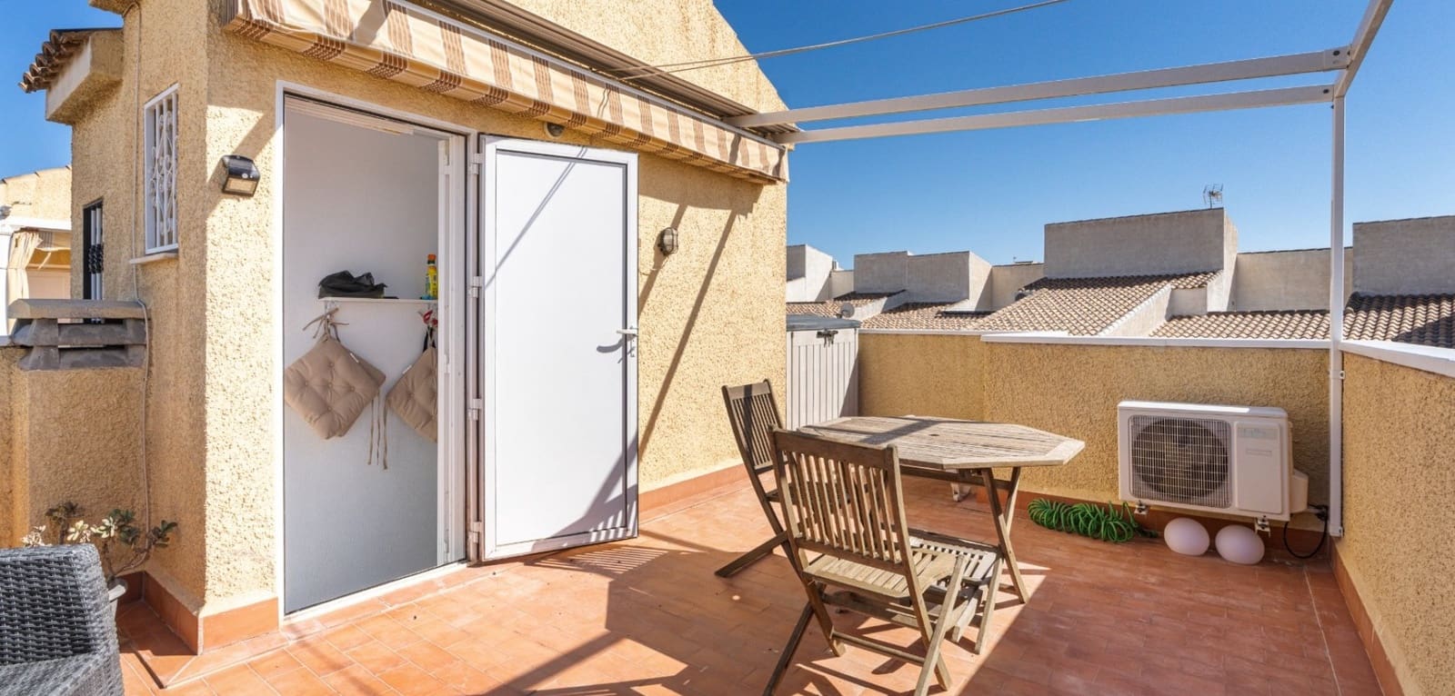 2 quarto Casa em Banda para venda em Gran Alacant com piscina - 217 000 € (Ref: 9255556)