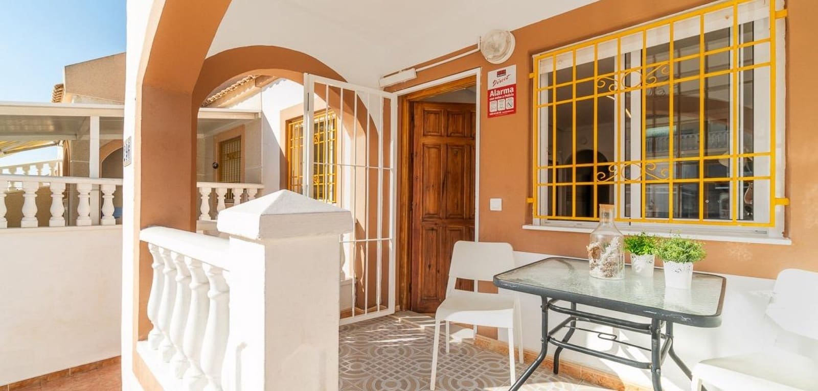 2 sovrum Villa till salu i El Limonar med pool - 139 000 € (Ref: 9255559)