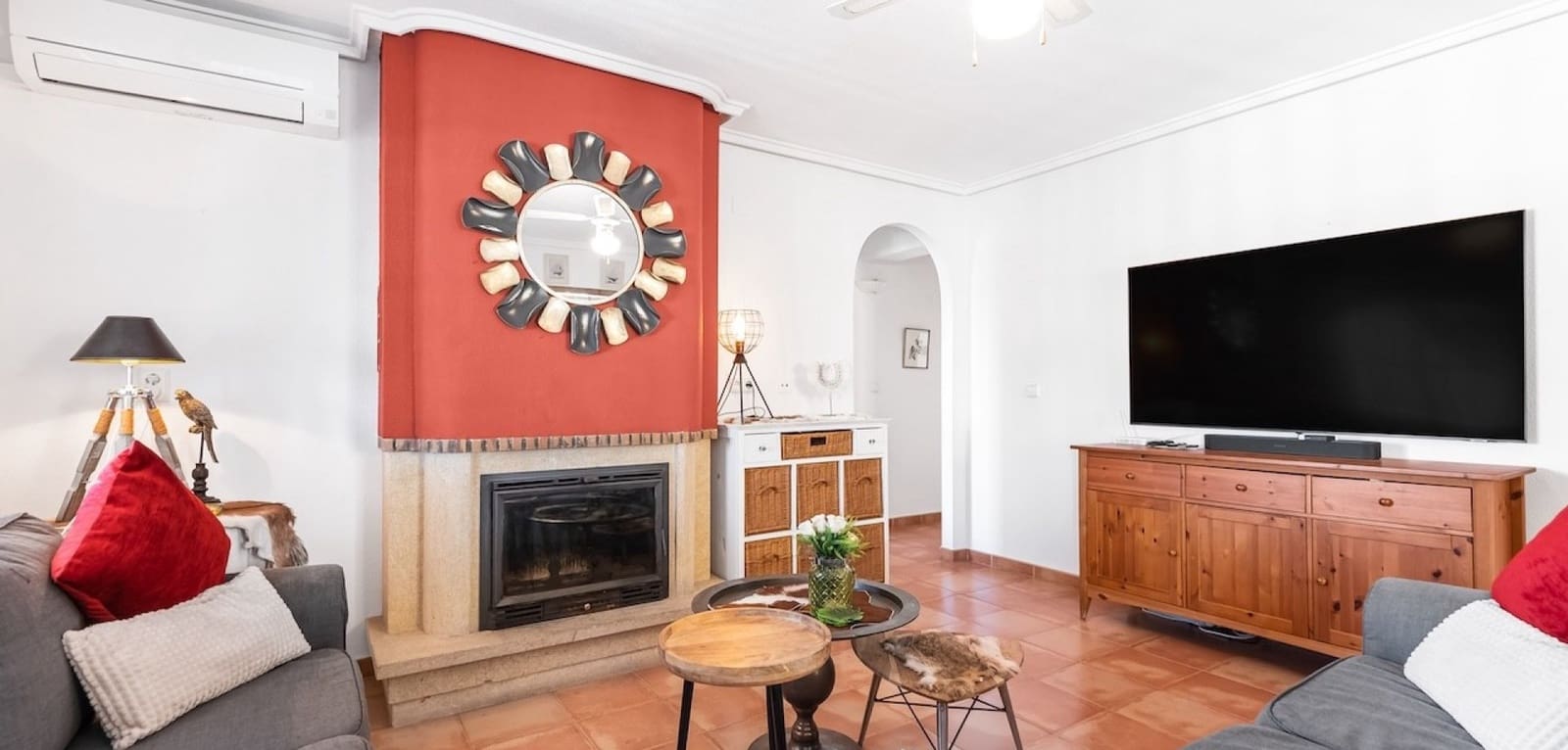 Chalet de 3 habitaciones en Gran Alacant en venta con piscina - 580.000 € (Ref: 9255561)