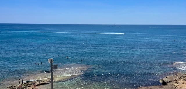 3 makuuhuone Huoneisto myytävänä paikassa Playa del Cura, Torrevieja - 329 999 € (Ref: 9263034)