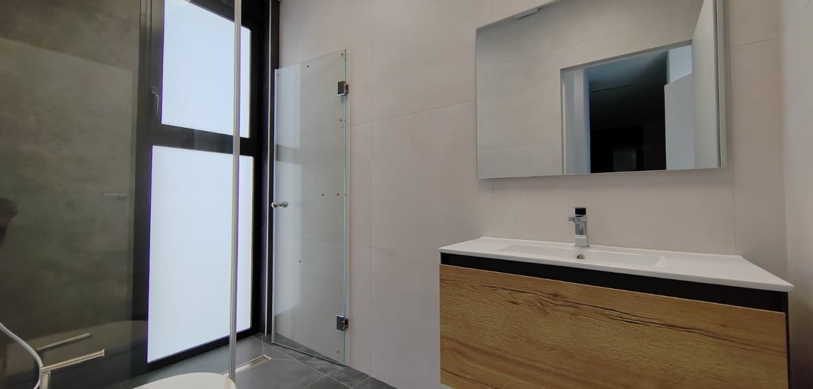 3 slaapkamer Villa te koop in Torrevieja met zwembad garage - € 650.000 (Ref: 9273170)