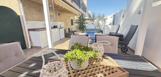 4 bedroom Villa for sale in Villamartin, Orihuela with pool - € 379,000 (Ref: 9289516)