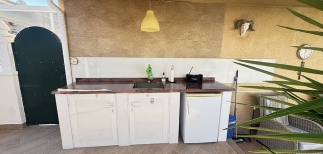 4 bedroom Villa for sale in Villamartin, Orihuela with pool - € 379,000 (Ref: 9289516)