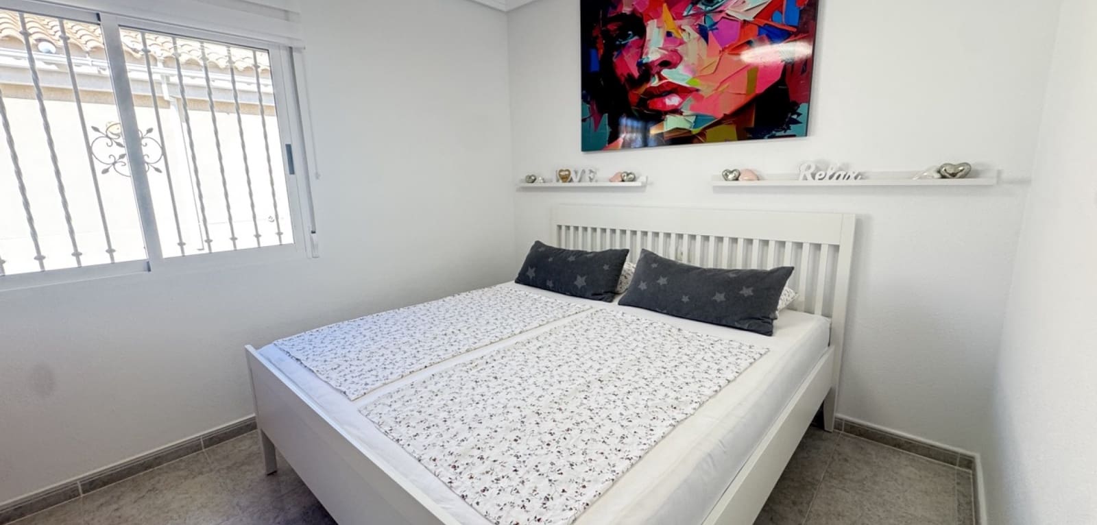 4 soveværelse Villa til salg i Villamartin med swimmingpool - € 379.000 (Ref: 9289516)