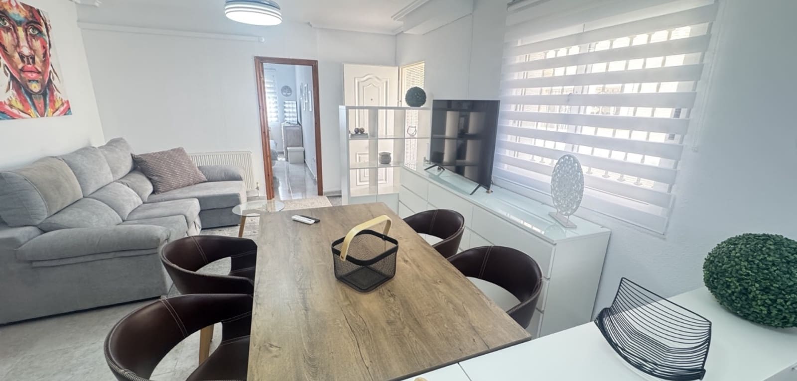 4 soveværelse Villa til salg i Villamartin med swimmingpool - € 379.000 (Ref: 9289516)