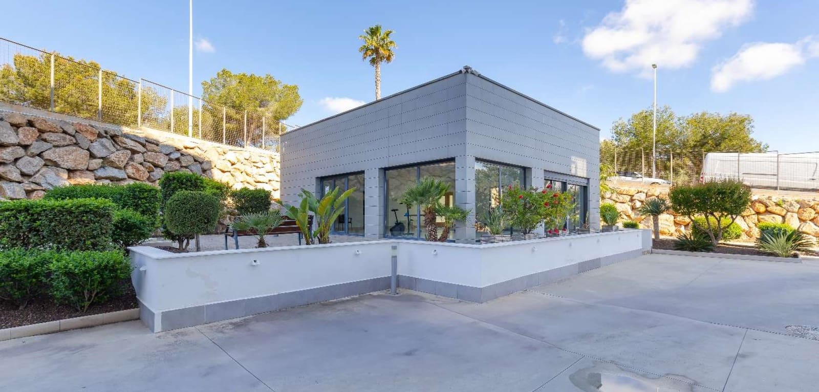 3 bedroom Apartment for sale in Campoamor with pool - € 218,000 (Ref: 9289517)