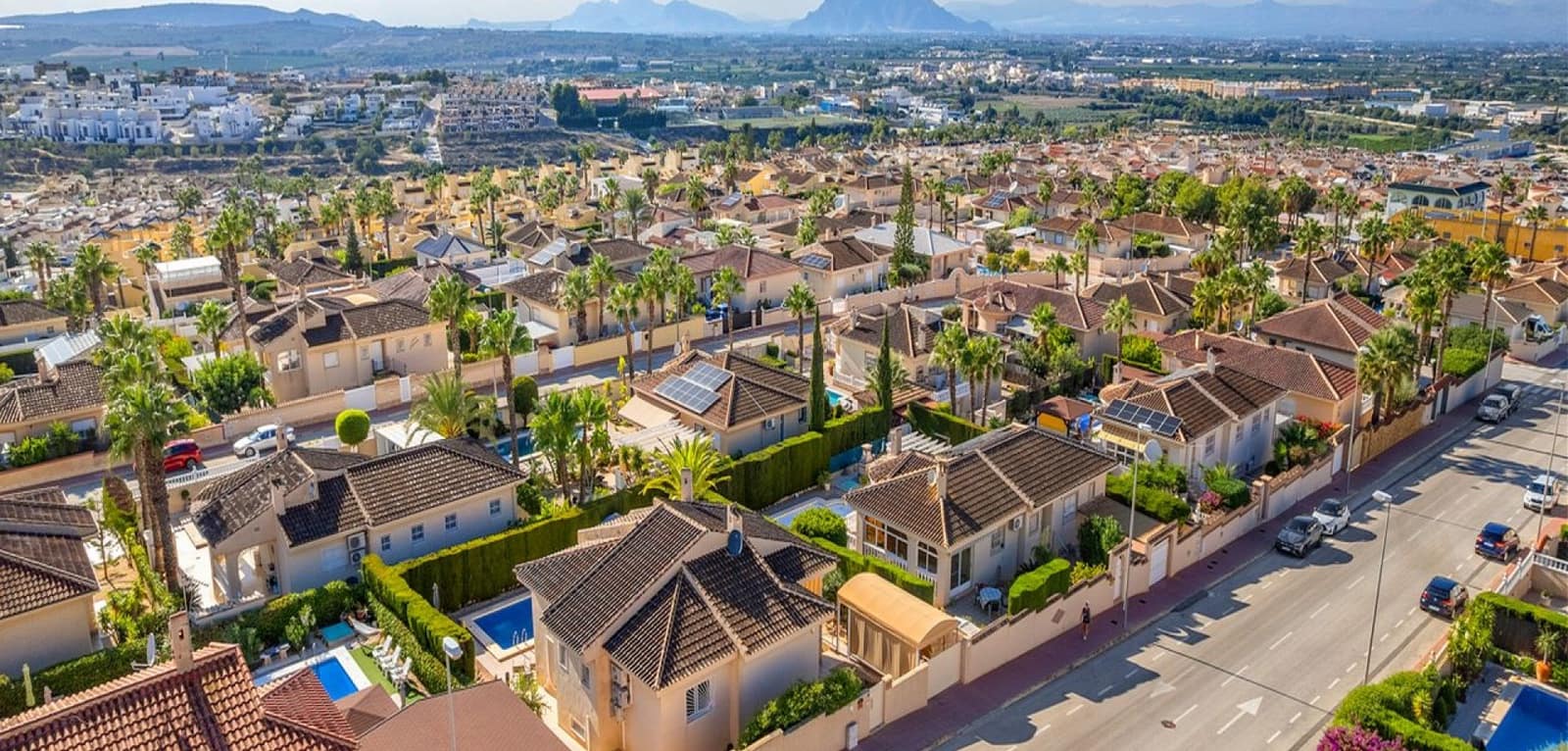 4 soveværelse Villa til salg i Rojales med swimmingpool - € 420.000 (Ref: 9289521)