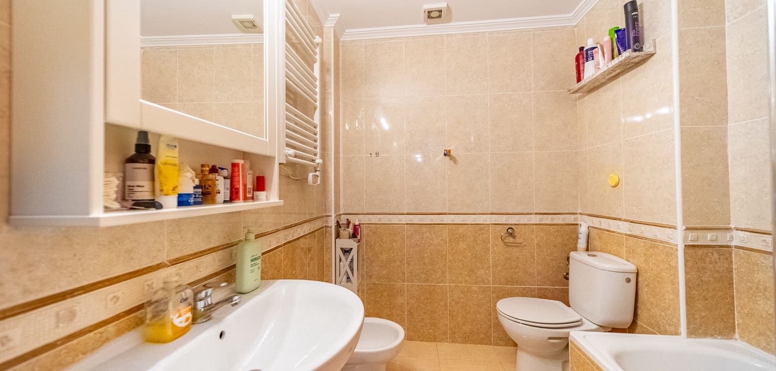 2 makuuhuone Huoneisto myytävänä paikassa Orihuela Costa mukana uima-altaan - 159 000 € (Ref: 9293314)