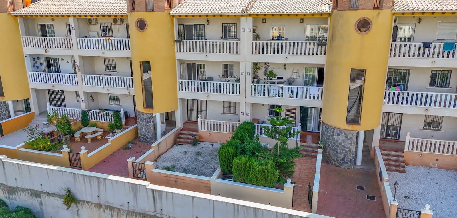 2 makuuhuone Huoneisto myytävänä paikassa Orihuela Costa mukana uima-altaan - 159 000 € (Ref: 9293314)