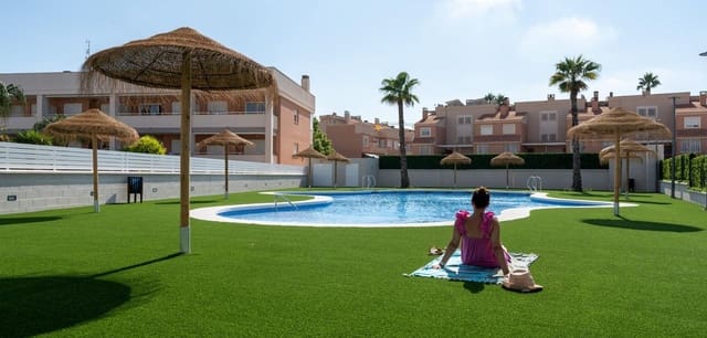 3 bedroom Townhouse for sale in Monte y Mar, Santa Pola with pool - € 350,000 (Ref: 9301396)