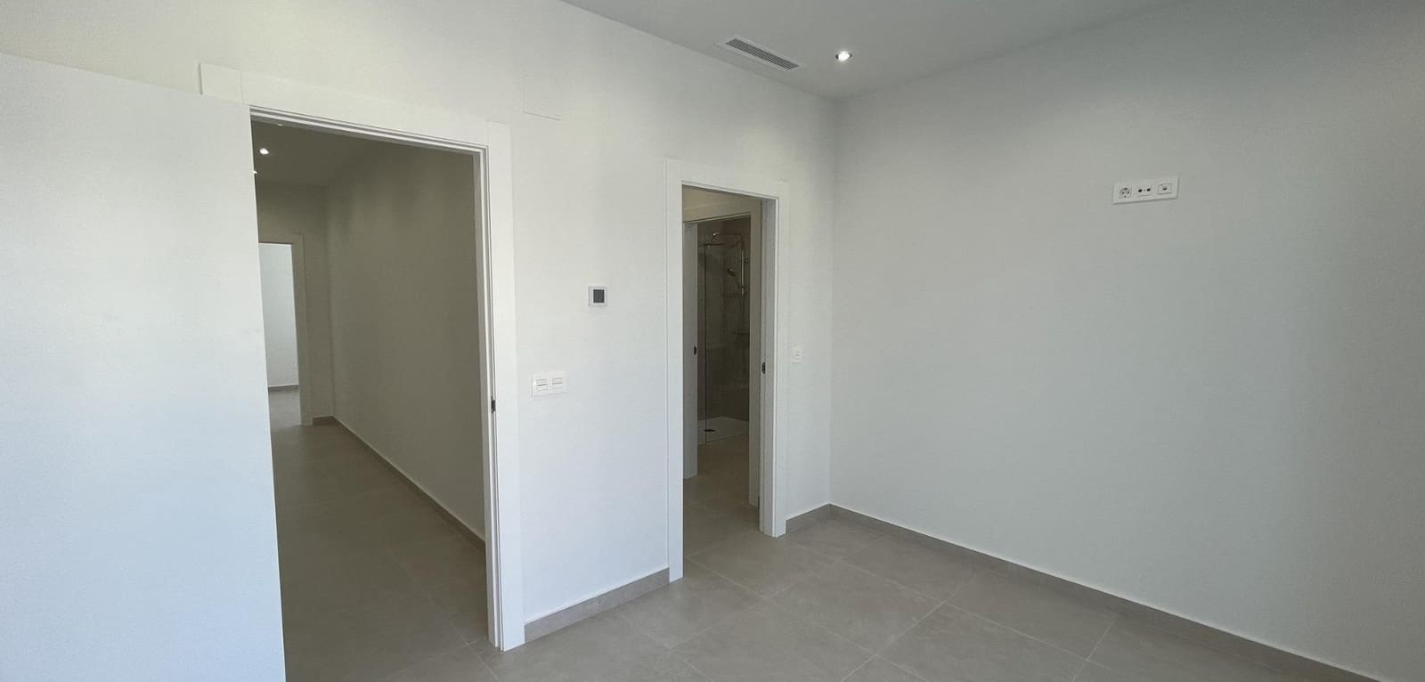 3 soveværelse Villa til salg i Heredades med swimmingpool - € 359.900 (Ref: 9301397)