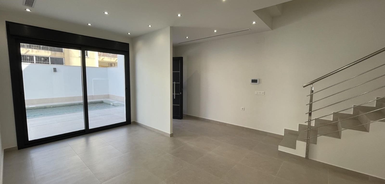 3 soveværelse Villa til salg i Heredades med swimmingpool - € 359.900 (Ref: 9301397)