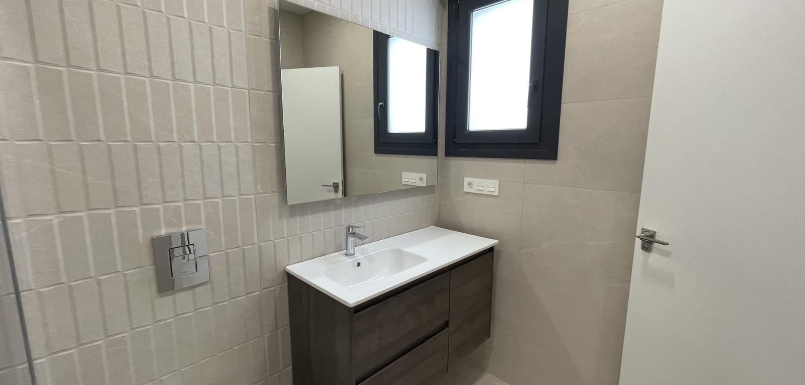 3 soveværelse Villa til salg i Heredades med swimmingpool - € 359.900 (Ref: 9301397)