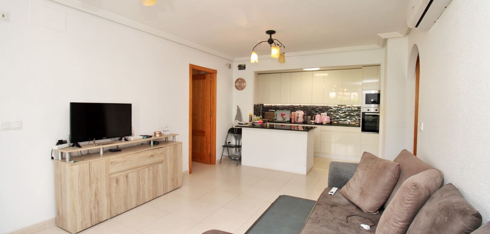 2 bedroom Apartment for sale in Playa Flamenca with pool - € 215,000 (Ref: 9309069)