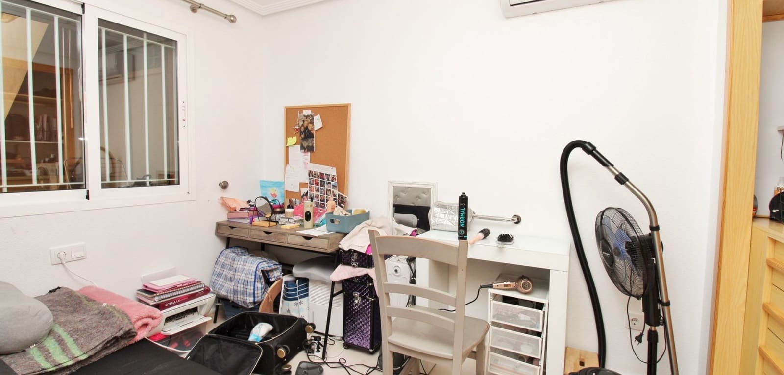 2 bedroom Apartment for sale in Playa Flamenca with pool - € 215,000 (Ref: 9309069)