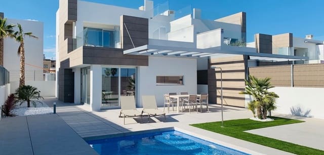 3 soveværelse Villa til salg i El Raso, Guardamar del Segura med swimmingpool - € 460.000 (Ref: 9311389)