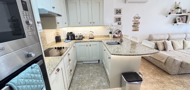 2 makuuhuone Huoneisto myytävänä paikassa Cabo Roig, Orihuela mukana uima-altaan - 189 995 € (Ref: 9318130)