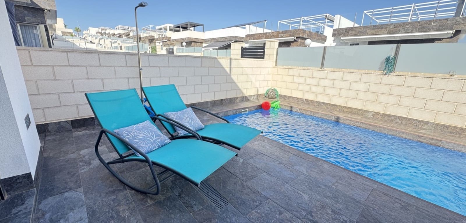 3 camera da letto Villa in vendita in Villamartin con piscina - 369.950 € (Rif: 9318131)