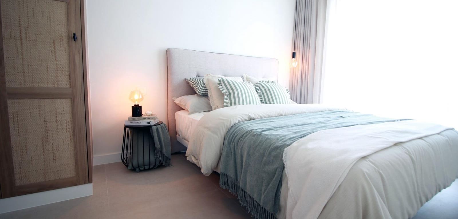 2 makuuhuone Bungalow myytävänä paikassa Torre de la Horadada mukana uima-altaan - 375 000 € (Ref: 9318135)