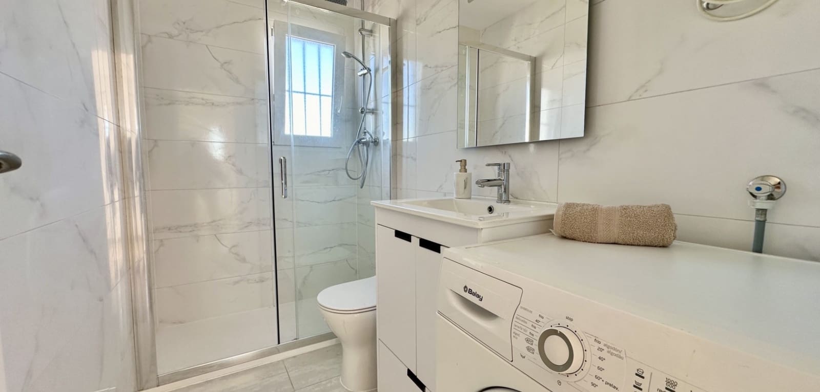 2 Zimmer Apartment zu verkaufen in Orihuela Costa - 247.000 € (Ref: 9336947)