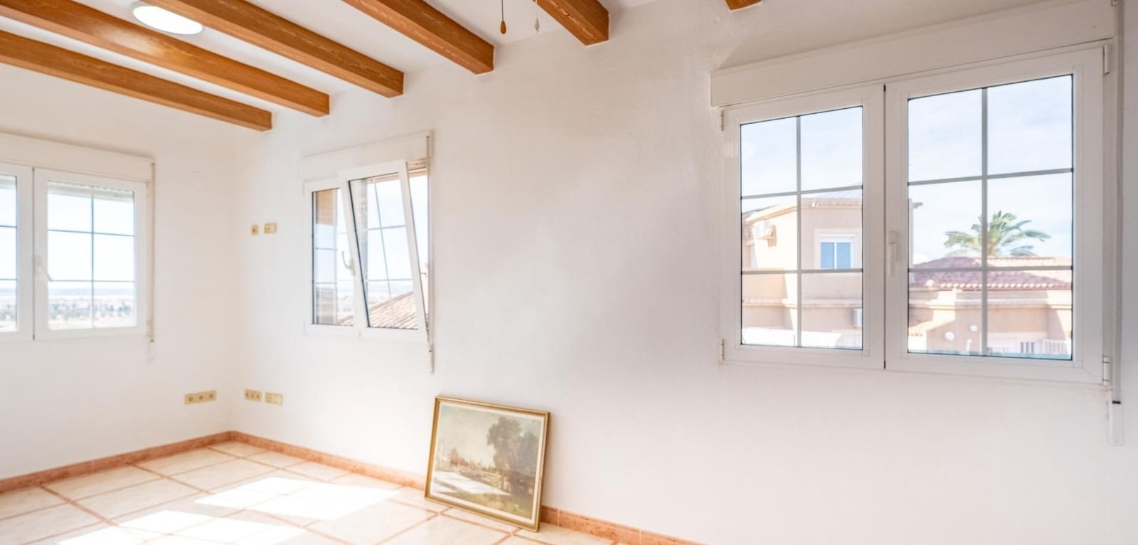 6 bedroom Villa for sale in El Chaparral with pool - € 689,000 (Ref: 9343465)