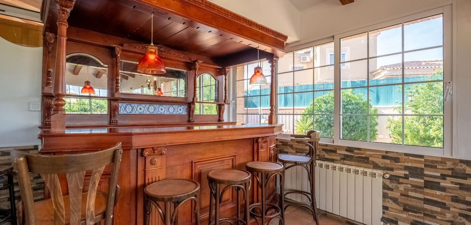 6 bedroom Villa for sale in El Chaparral with pool - € 689,000 (Ref: 9343465)