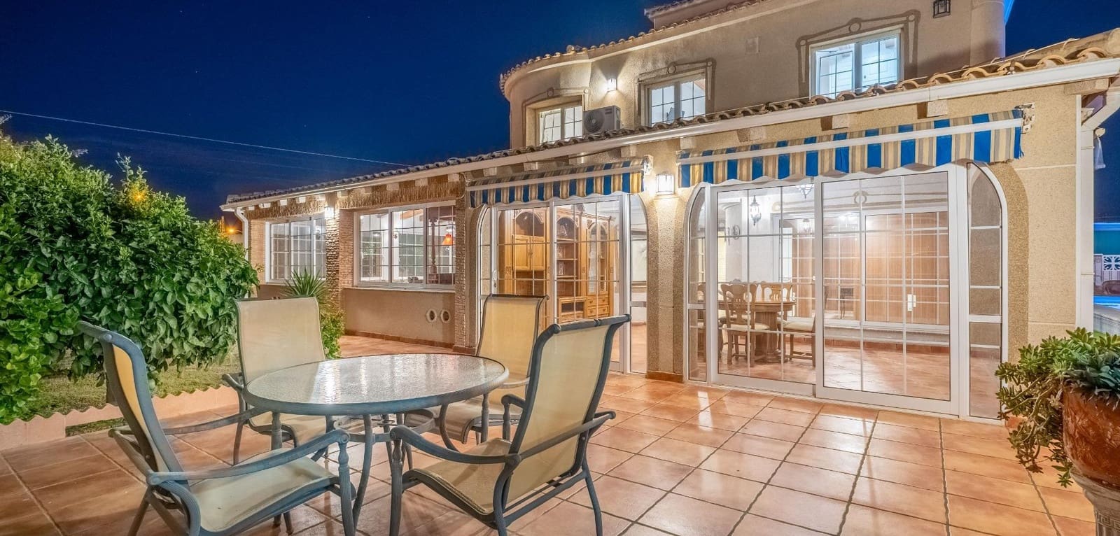 6 bedroom Villa for sale in El Chaparral with pool - € 689,000 (Ref: 9343465)