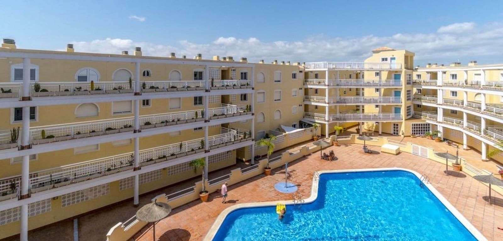 Apartamento de 3 habitaciones en Campoamor en venta con piscina - 365.000 € (Ref: 9343466)